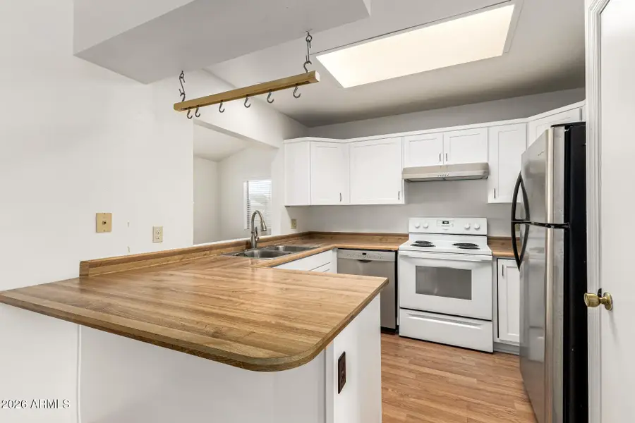 4552 W Kimberly Way, Glendale, AZ 85308 - Image #3