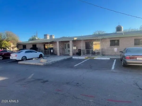 957 W Erie Street, Chandler, AZ 85225