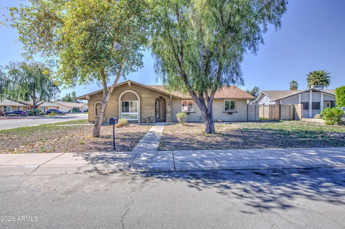 3824 W Shangri La Road, Phoenix, AZ 85029 - #1