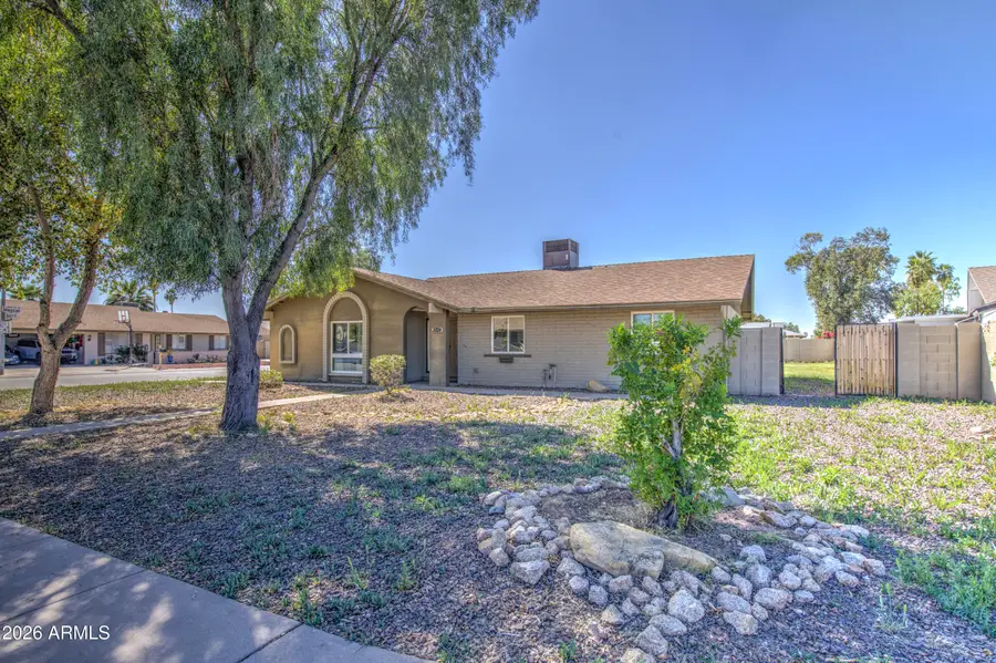 3824 W Shangri La Road, Phoenix, AZ 85029 - #3