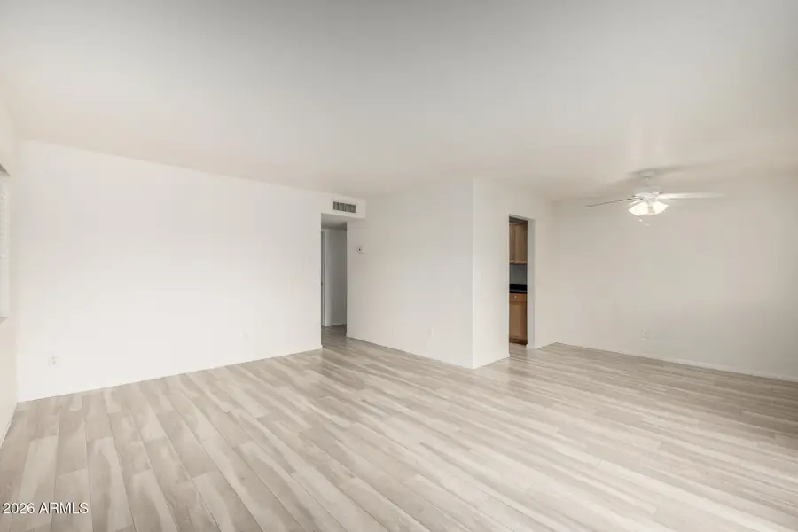 7550 N 12th Street #146, Phoenix, AZ 85020 - Image #2