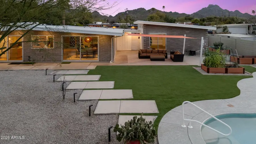 3520 E Onyx Avenue, Phoenix, AZ 85028 - Image #2