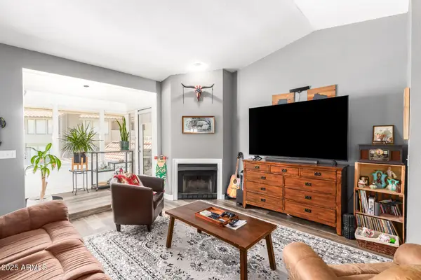 1820 E Morten Avenue #214, Phoenix, AZ 85020