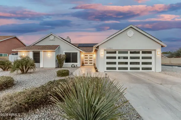 13203 N 56th Avenue, Glendale, AZ 85304