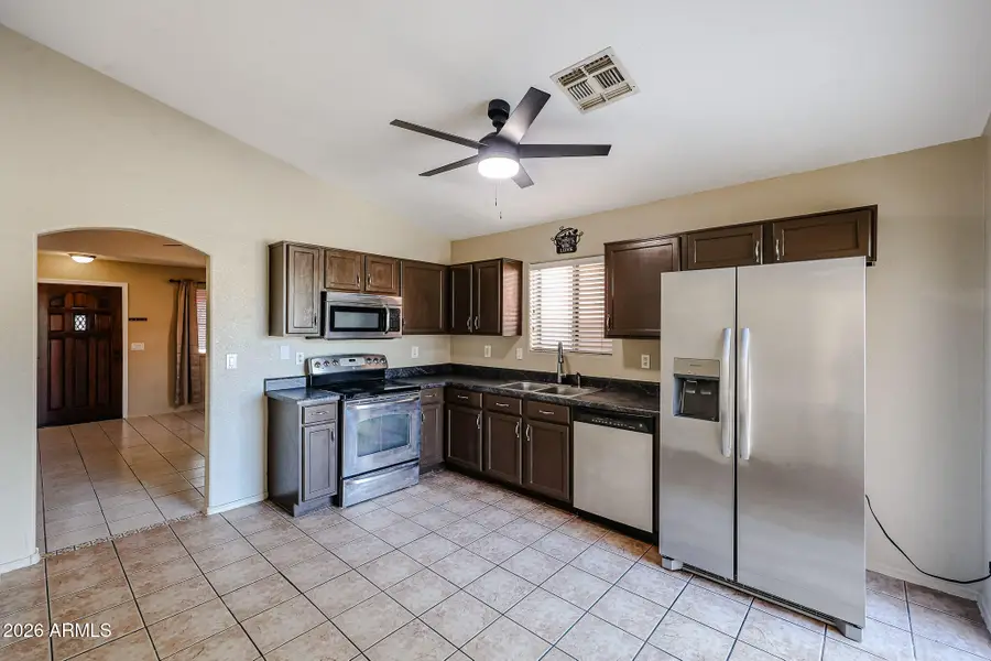 5621 S 5th Drive, Phoenix, AZ 85041 - Image #3