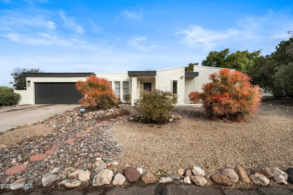 1155 E Village Circle Drive N, Phoenix, AZ 85022 - Image #1