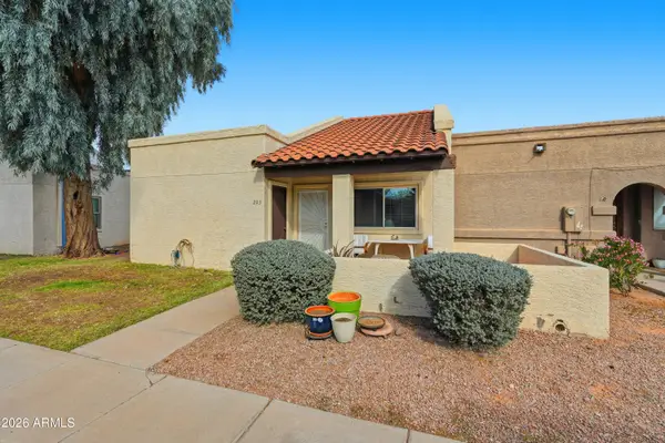727 S Hartford Street #203, Chandler, AZ 85225