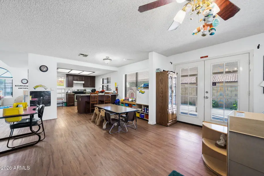 5424 E Emerald Avenue, Mesa, AZ 85206 - Image #3