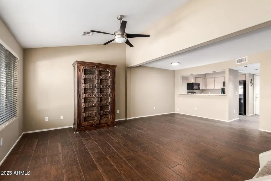 4805 E Kachina Trail #8, Phoenix, AZ 85044 - #2