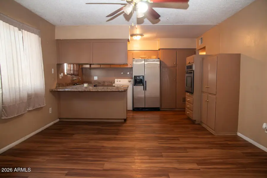 6001 W Earll Drive, Phoenix, AZ 85033 - #2