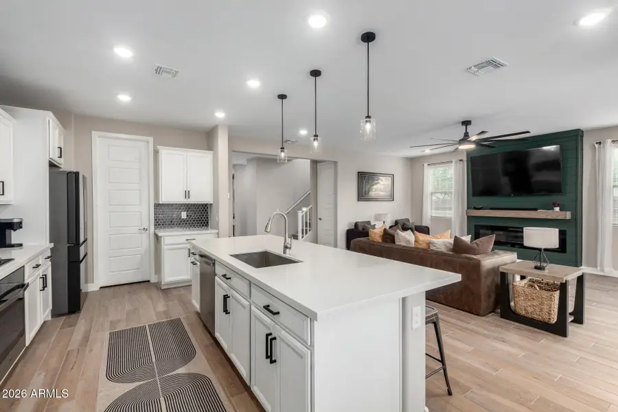 17282 W Dahlia Drive, Surprise, AZ 85388 - Image #3