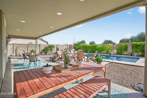 11673 W Lakeview Court, Surprise, AZ 85378