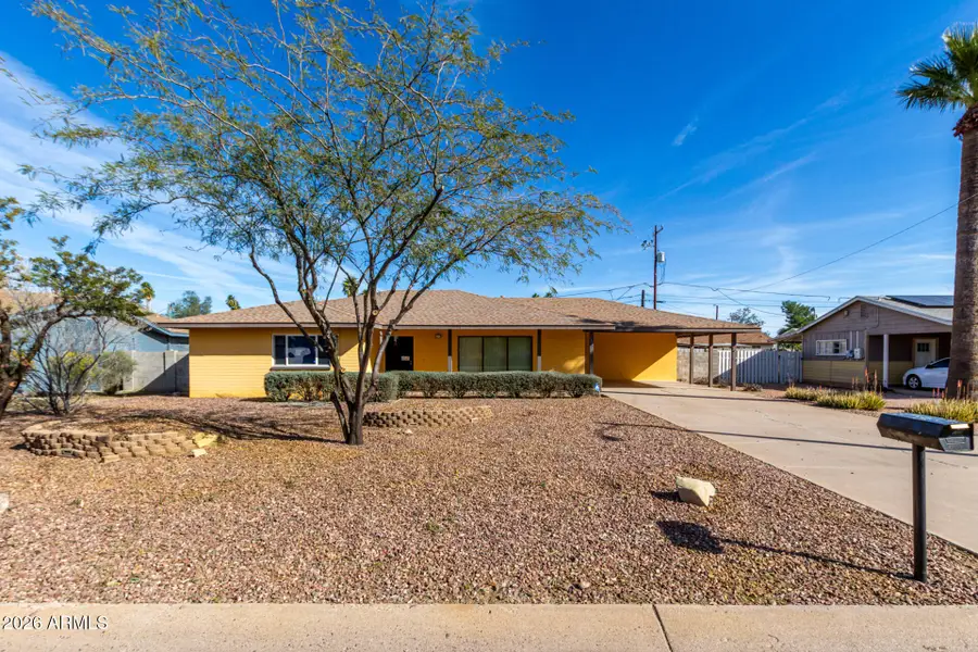 1112 N Olive Avenue, Casa Grande, AZ 85122 - #2