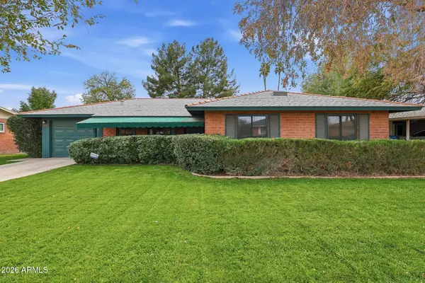 2215 W Earll Drive, Phoenix, AZ 85015