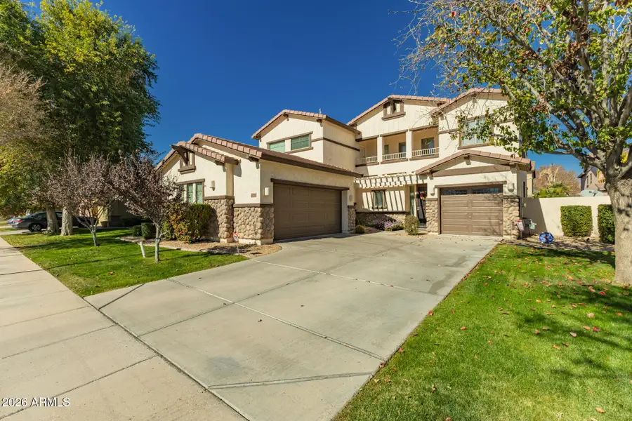 4054 E Washington Avenue, Gilbert, AZ 85234 - #2