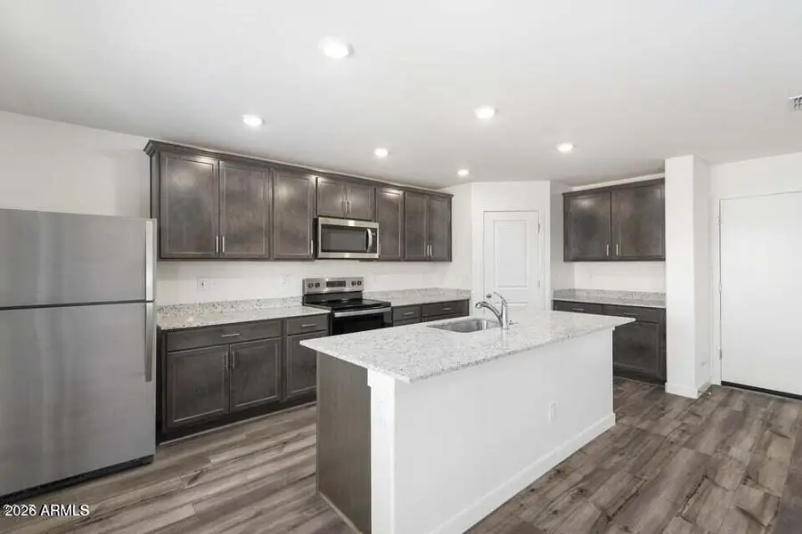 1074 W West Virginia Avenue, Florence, AZ 85132 - Image #2