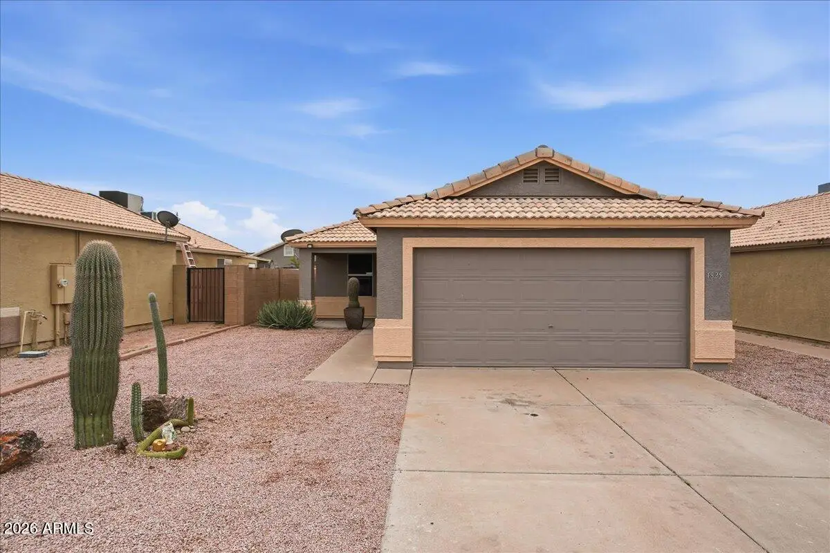 1825 W Renaissance Avenue, Apache Junction, AZ 85120 - #1