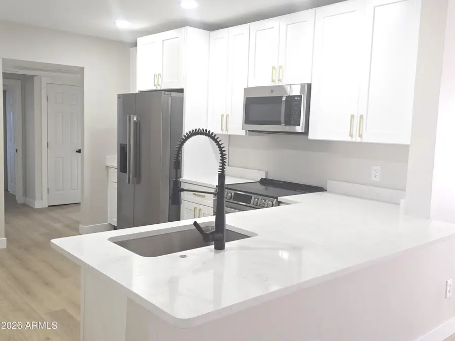 720 E Franklin Avenue, Mesa, AZ 85204 - Image #2