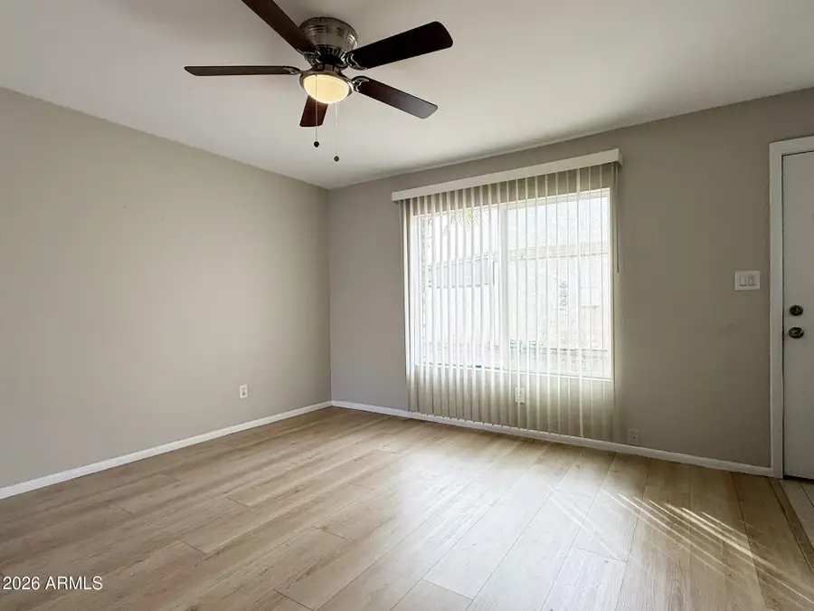 3840 N 43rd Avenue #34, Phoenix, AZ 85031 - Image #3