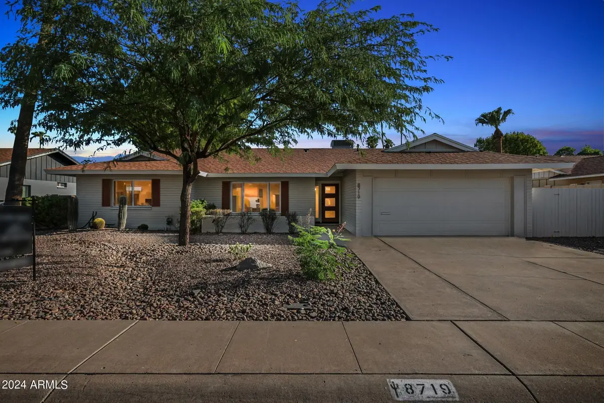 8719 E Columbus Avenue, Scottsdale, AZ 85251 - Image #1