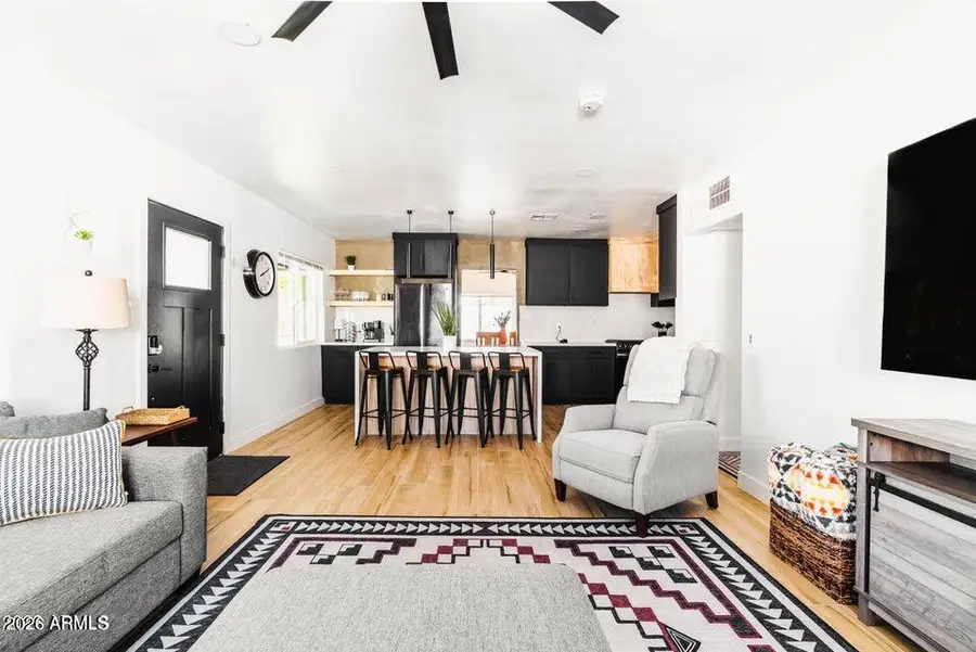 3102 N 35th Street, Phoenix, AZ 85018 - Image #3