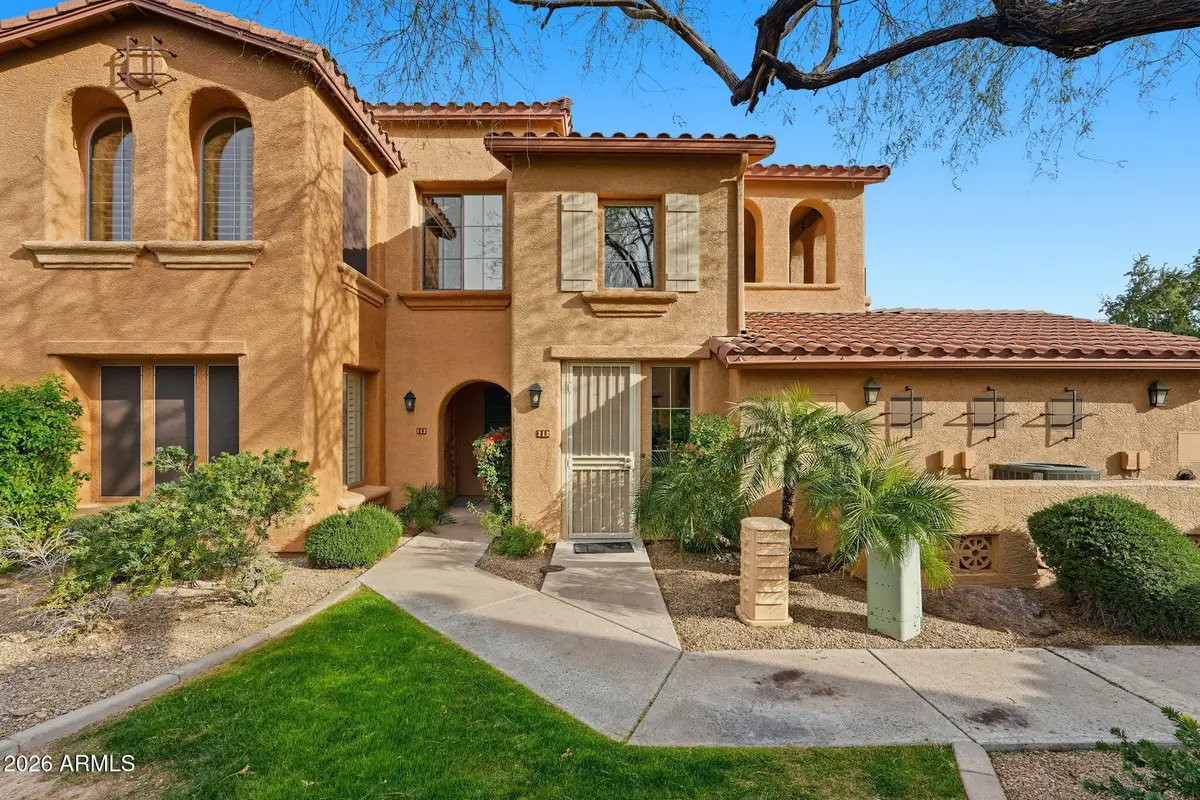 10655 N 9th Street #212, Phoenix, AZ 85020 - Image #1