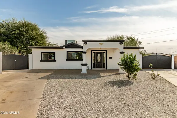 7715 W Crittenden Lane, Phoenix, AZ 85033