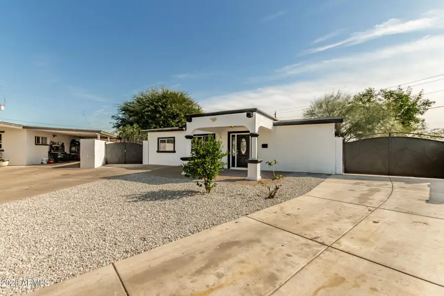 7715 W Crittenden Lane, Phoenix, AZ 85033 - Image #2