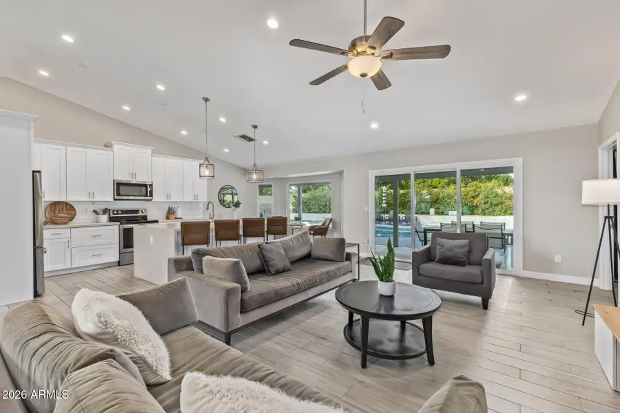 6022 E Hillery Drive, Scottsdale, AZ 85254 - Image #3