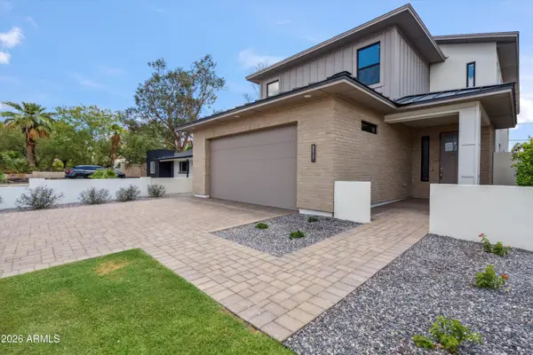 5537 E Earll Drive, Phoenix, AZ 85018