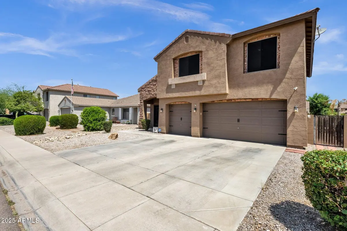 1130 E Harvest Road, San Tan Valley, AZ 85140 - Image #1