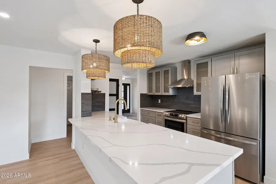 735 E Manhatton Drive, Tempe, AZ 85282 - Image #3