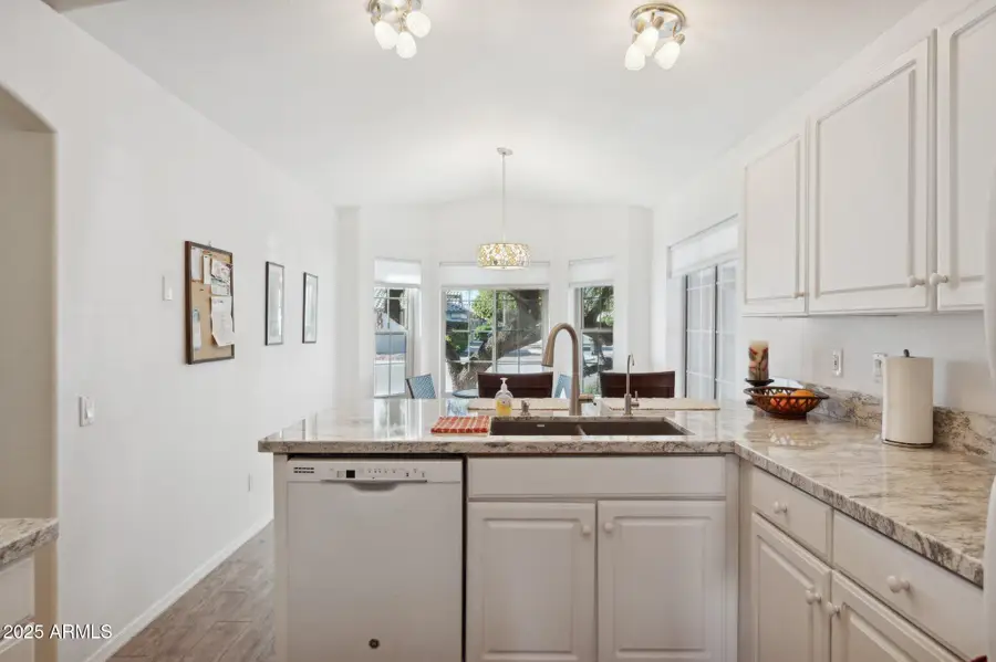 1211 N Jackson Street, Chandler, AZ 85225 - #3