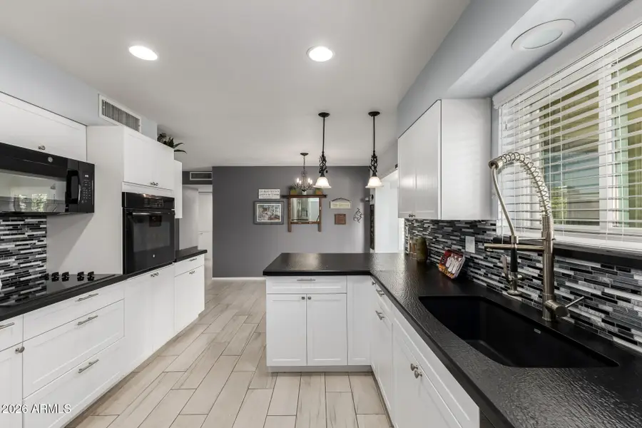 10502 W Roundelay Circle, Sun City, AZ 85351 - #2