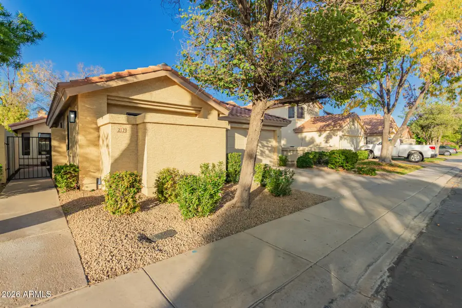 22 E Caroline Lane, Tempe, AZ 85284 - #2
