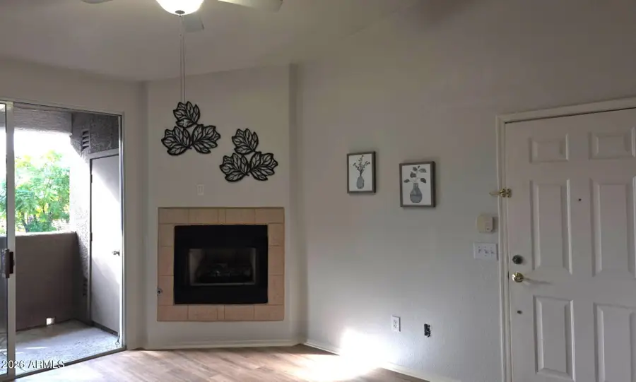 2929 W Yorkshire Drive #2101, Phoenix, AZ 85027 - Image #3