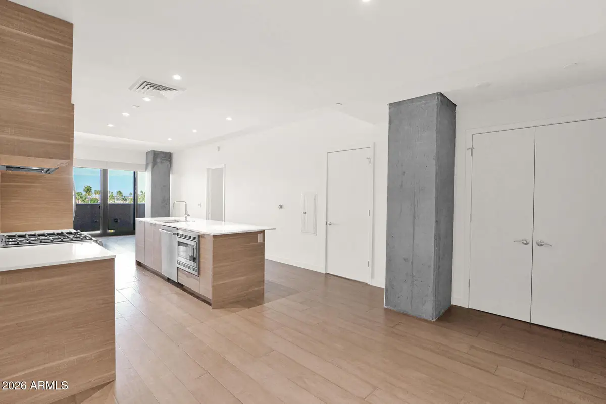 2300 E Campbell Avenue #416, Phoenix, AZ 85016 - Image #1