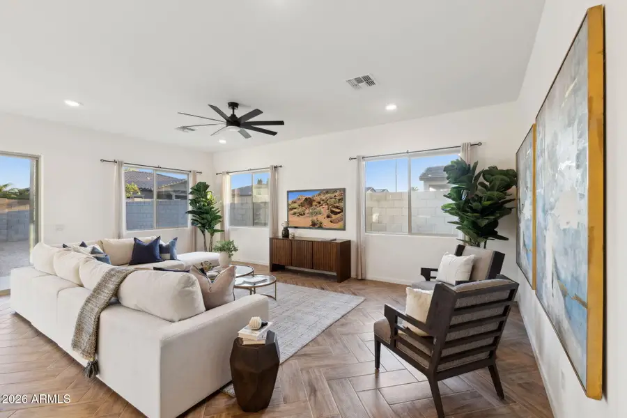 19231 W Missouri Avenue, Litchfield Park, AZ 85340 - #3