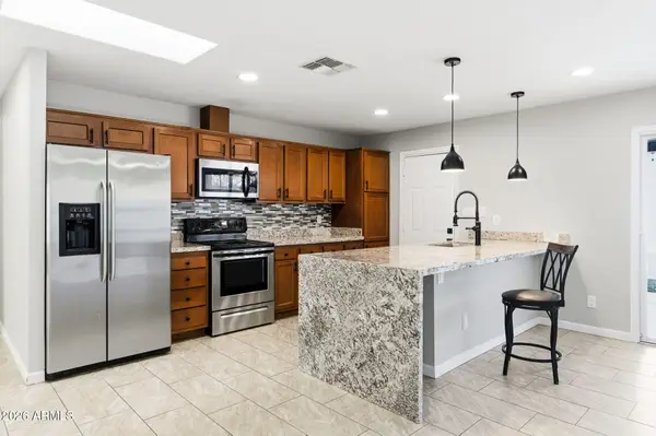 1726 W Royal Palm Road, Phoenix, AZ 85021