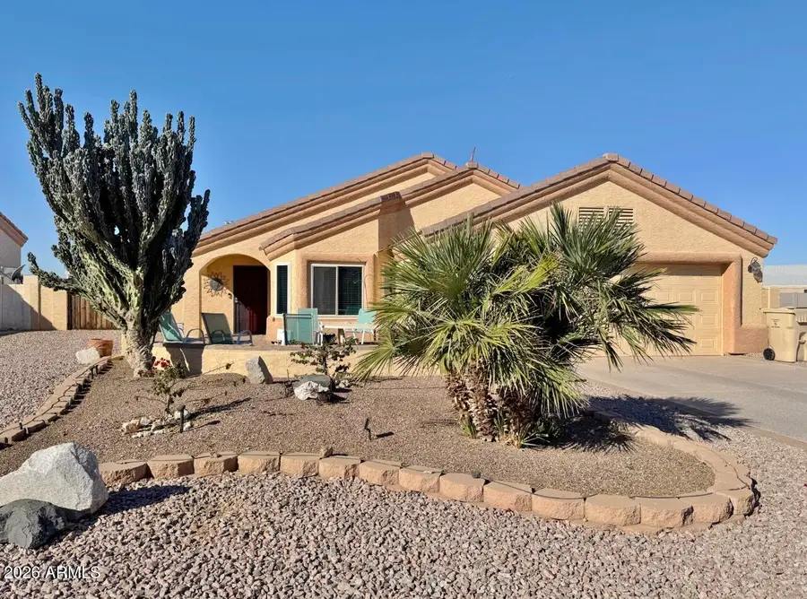 15774 S Saxon Road, Arizona City, AZ 85123 - #3