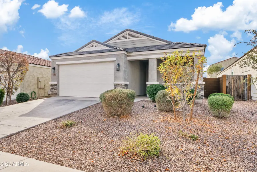 4589 W Horsenettle Drive, San Tan Valley, AZ 85144 - Image #2