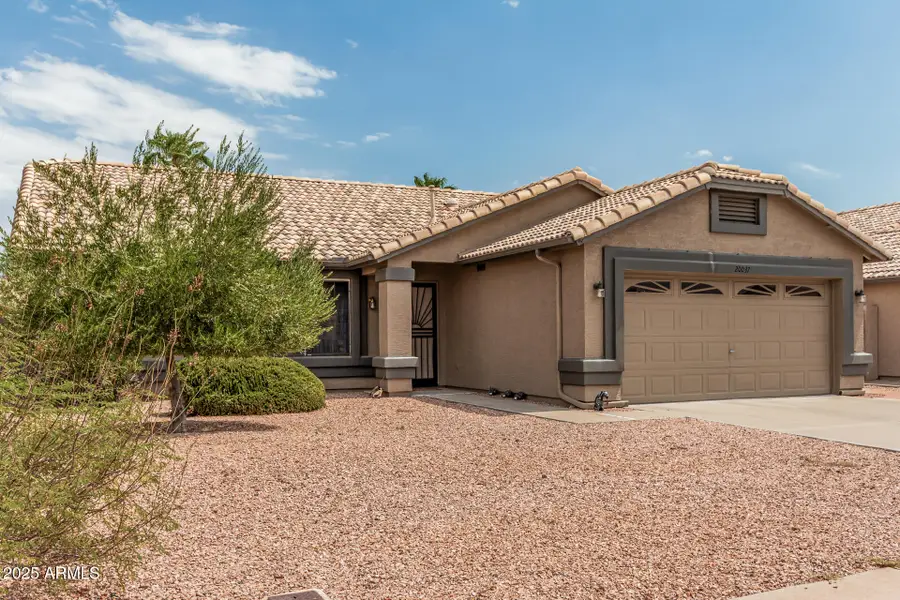 20037 N 110th Lane, Sun City, AZ 85373 - Image #2