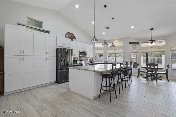 404 E Mountain Sky Avenue, Phoenix, AZ 85048