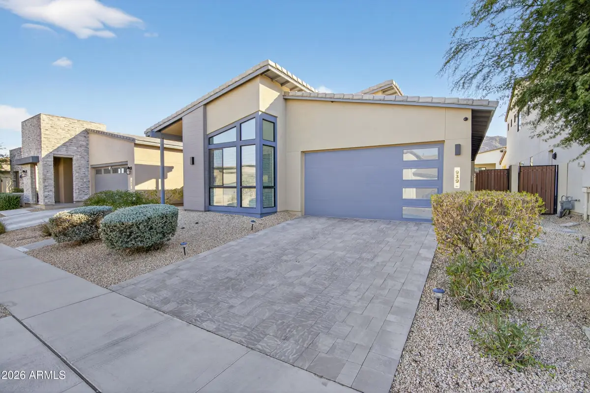 939 E Paseo Way, Phoenix, AZ 85042 - #1