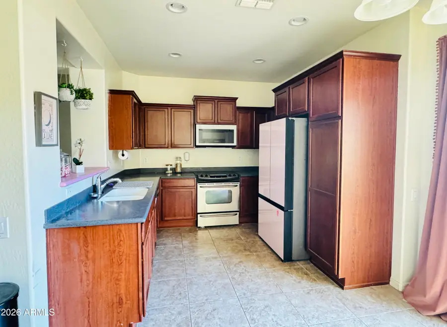 26708 N Babbling Brook Drive, Phoenix, AZ 85083 - #3