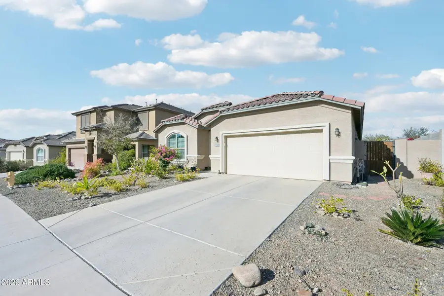 10736 W Bronco Trail, Peoria, AZ 85383 - Image #2
