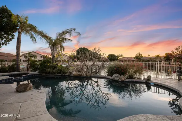 5335 W Rose Garden Lane, Glendale, AZ 85308