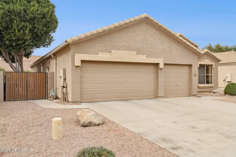 944 S Porter Street, Gilbert, AZ 85296 - #2
