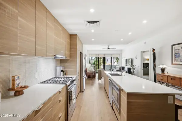 2300 E Campbell Avenue #329, Phoenix, AZ 85016