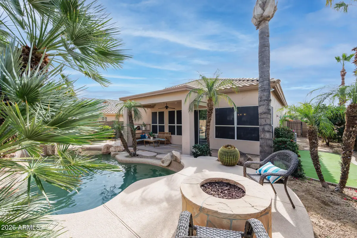 7452 W Los Gatos Drive, Glendale, AZ 85310 - Image #1